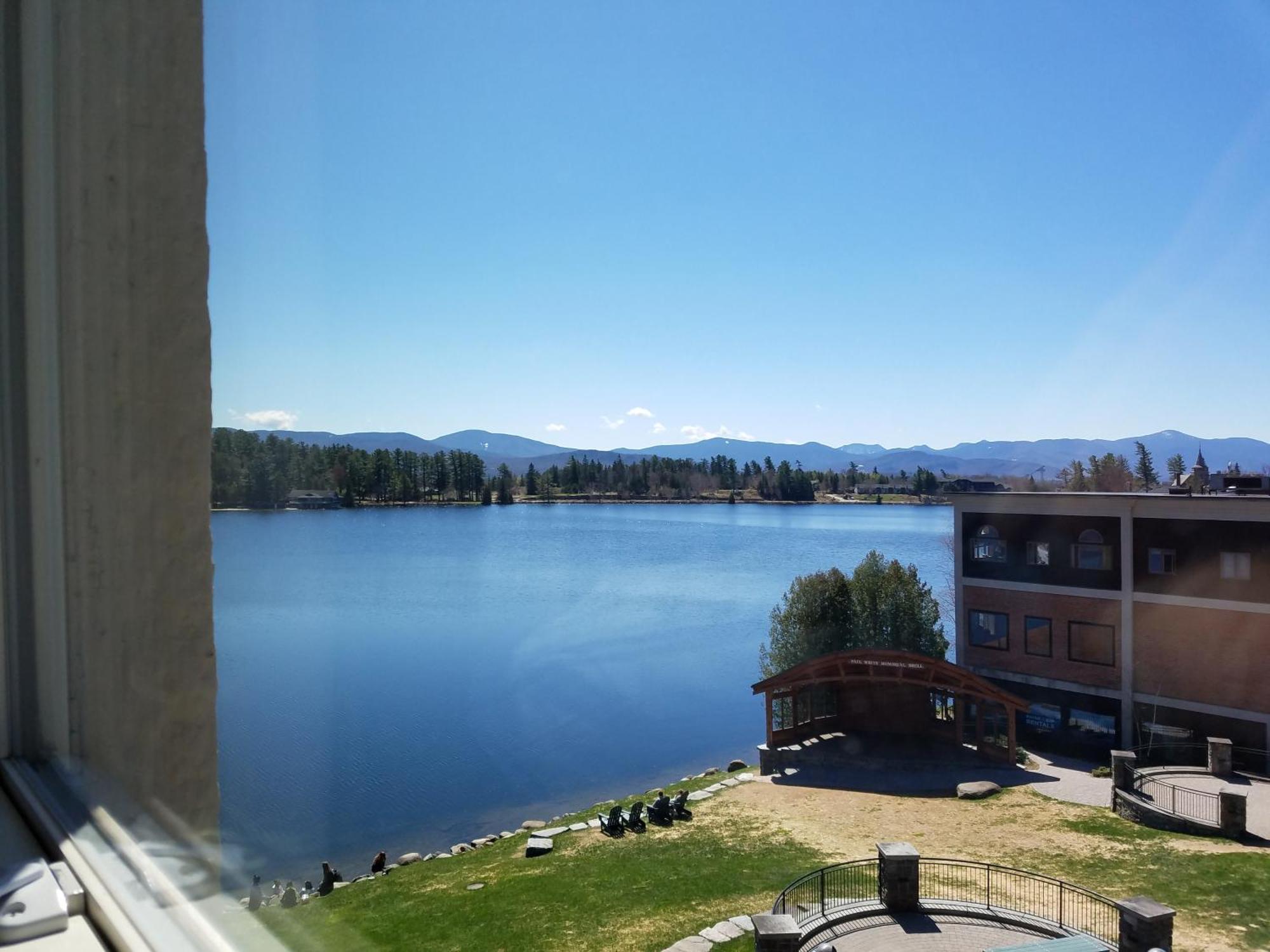 The Haus On Mirror Lake Lake Placid Room photo